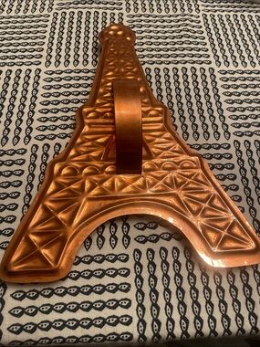 Large Eiffel Tower Copper-Tone cookie cutter